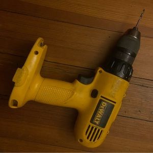 Dewalt DW959 cordless power drill
